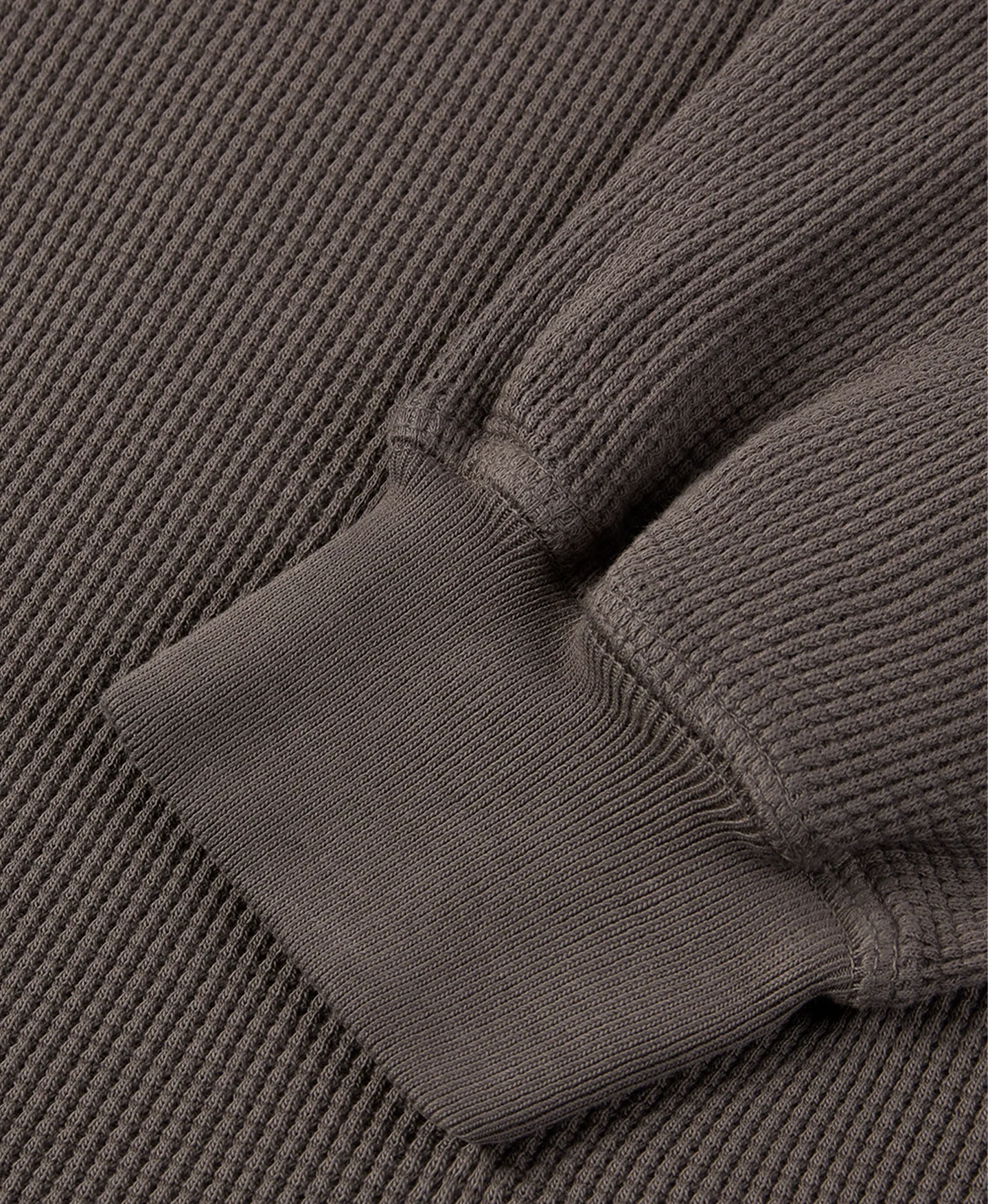 350 GSM 'Vulcan' Thermal Longsleeve - Image 4