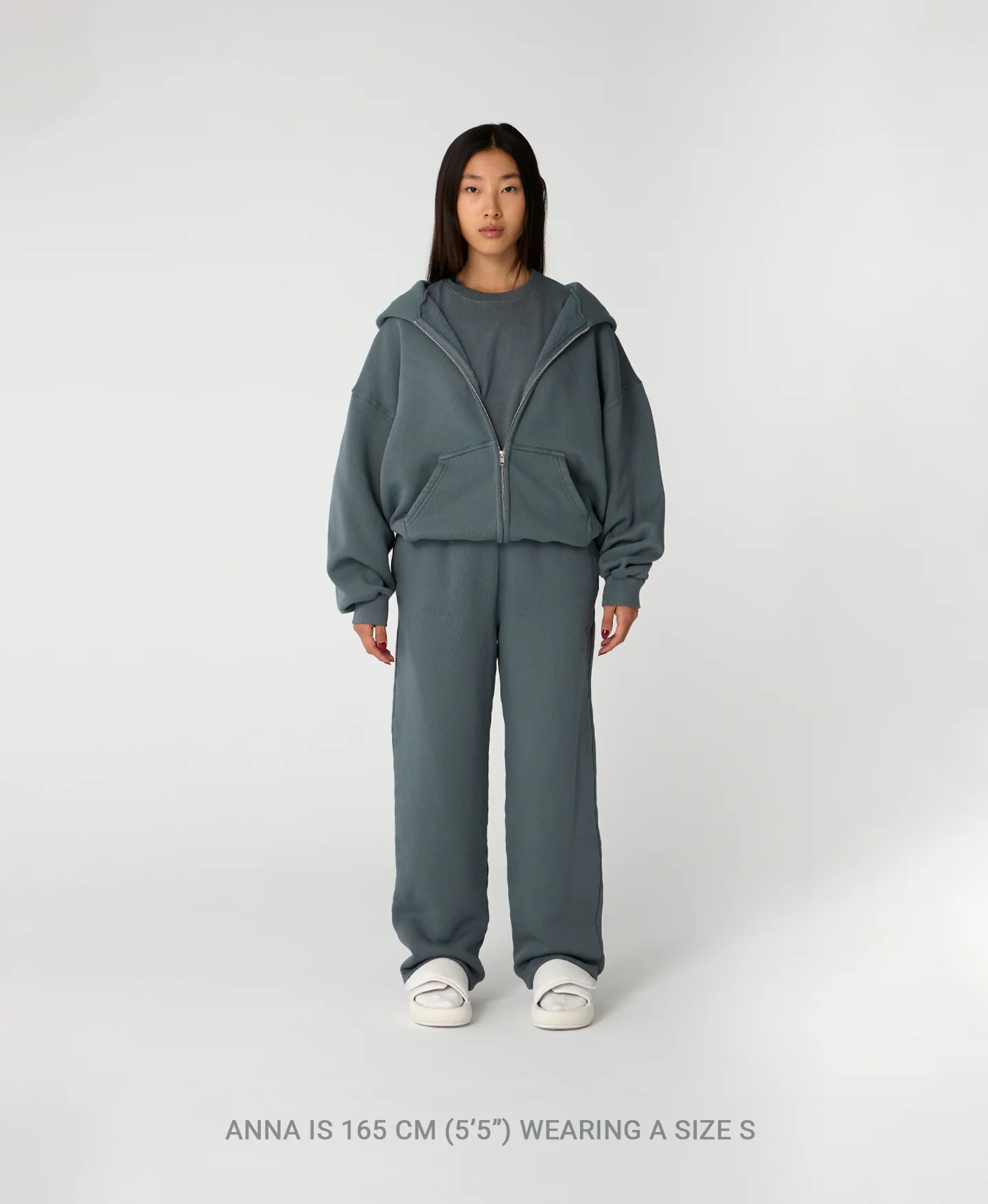 450 GSM 'Bone White' Zipper - Image 10