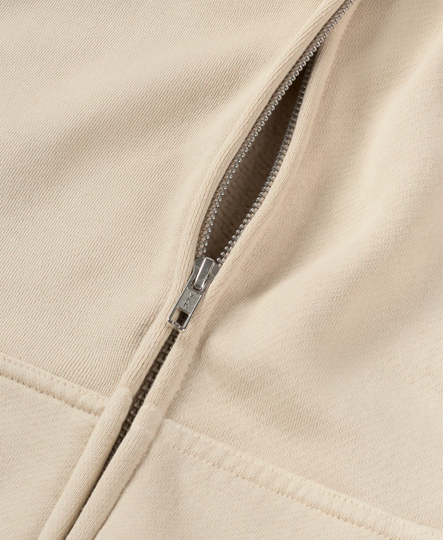 450 GSM 'Sand' Zipper - Image 4