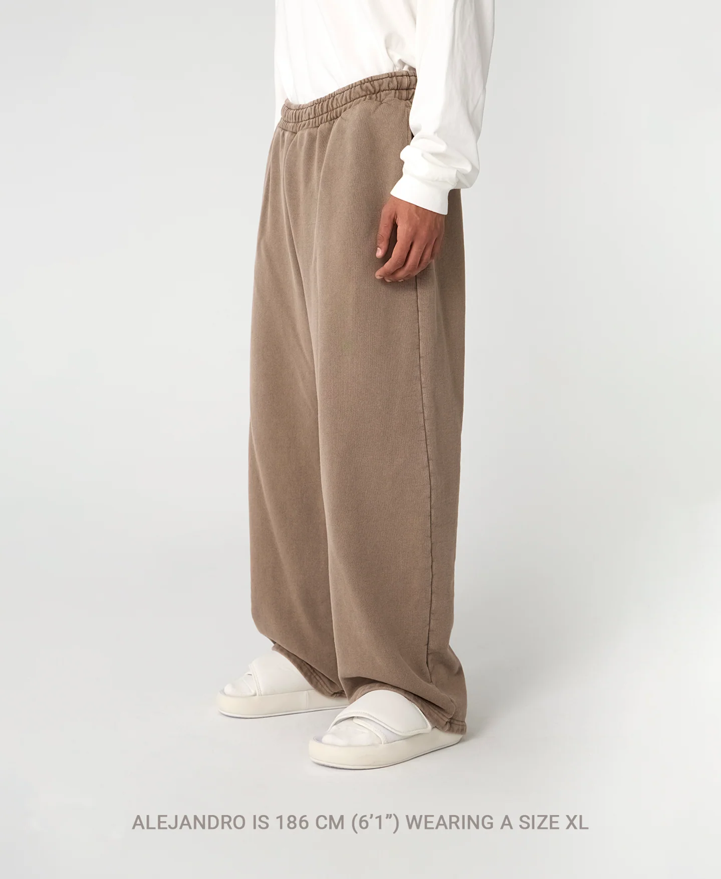 600 GSM 'Neutral Gray' Straight-leg Pants - Image 5