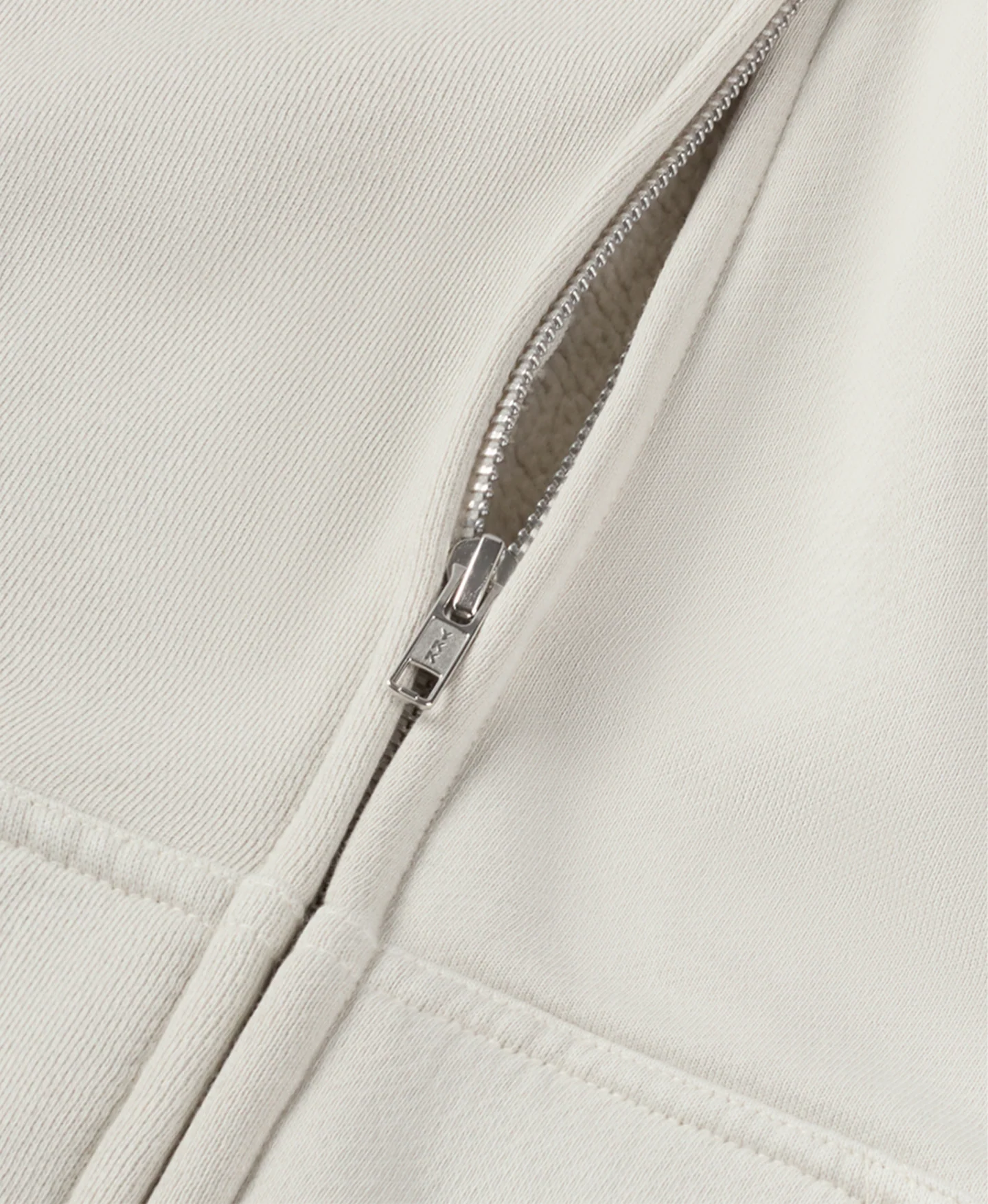 450 GSM 'Ecru' Zipper - Image 4